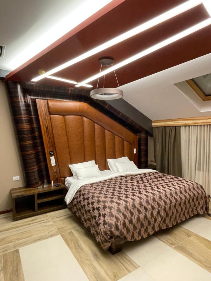 Hotel Havana Лозница Экстерьер фото