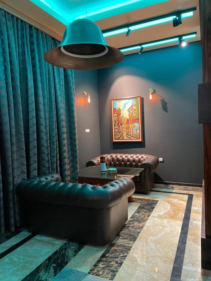 Hotel Havana Лозница Экстерьер фото