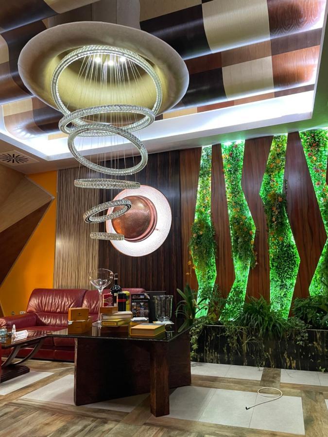 Hotel Havana Лозница Экстерьер фото