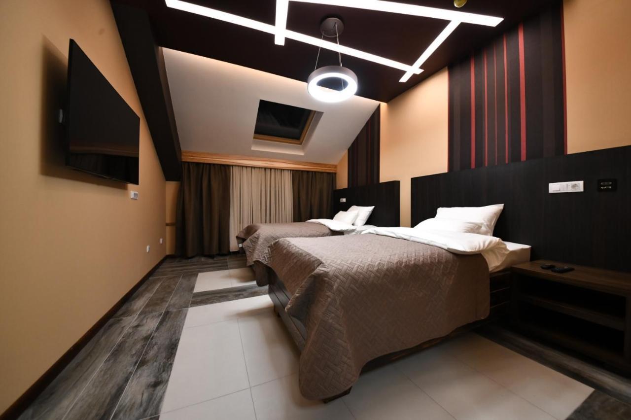 Hotel Havana Лозница Экстерьер фото